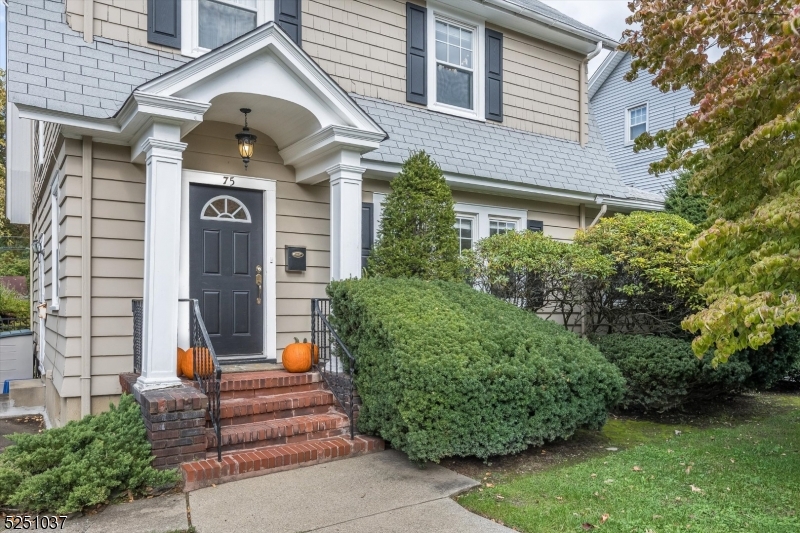 Montclair Twp., NJ 07043,75 Gordonhurst Ave