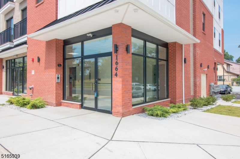 Union Twp., NJ 07083,1664 Stuyvesant Ave #306