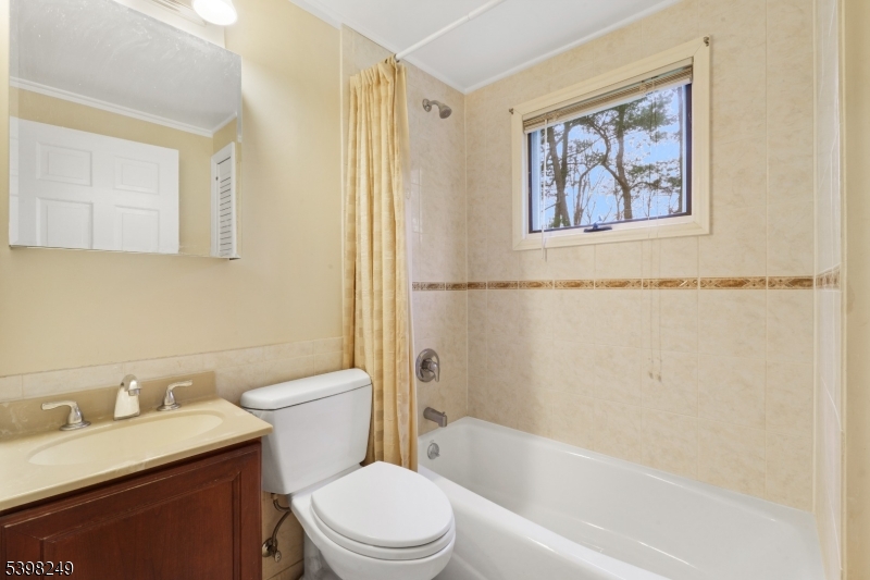 Denville Twp., NJ 07834,45 MEMORY LANE