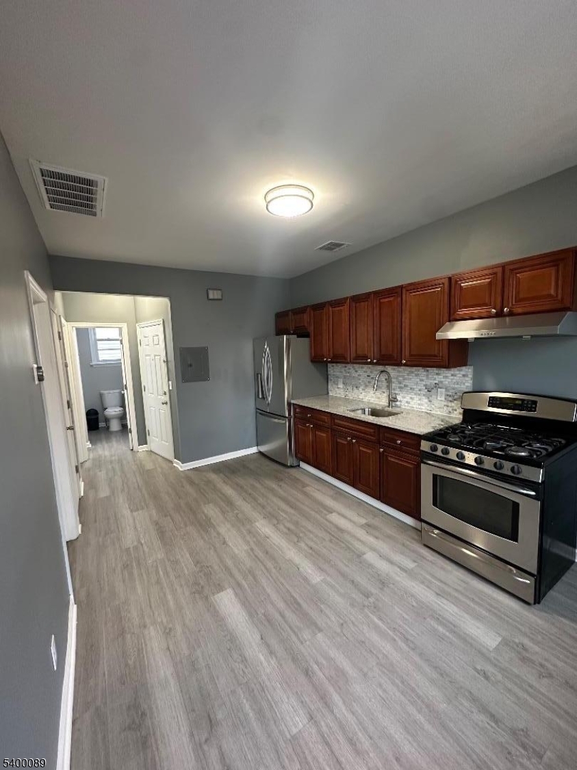 Paterson City, NJ 07524,255 E 16Th St