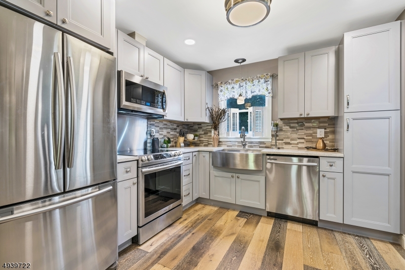 Readington Twp., NJ 08887,323 Sparrow Ct