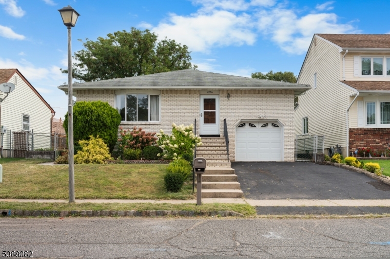 2265 Copper Hill Dr, Union Twp., NJ 07083