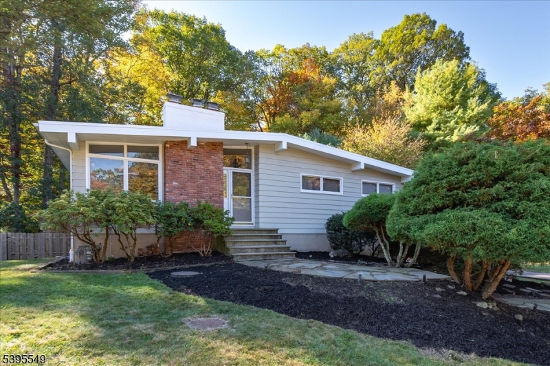15 Kingsley Rd, Ringwood Boro, NJ 07456