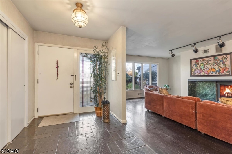 Plainfield City, NJ 07060,1066 Allenwood Dr