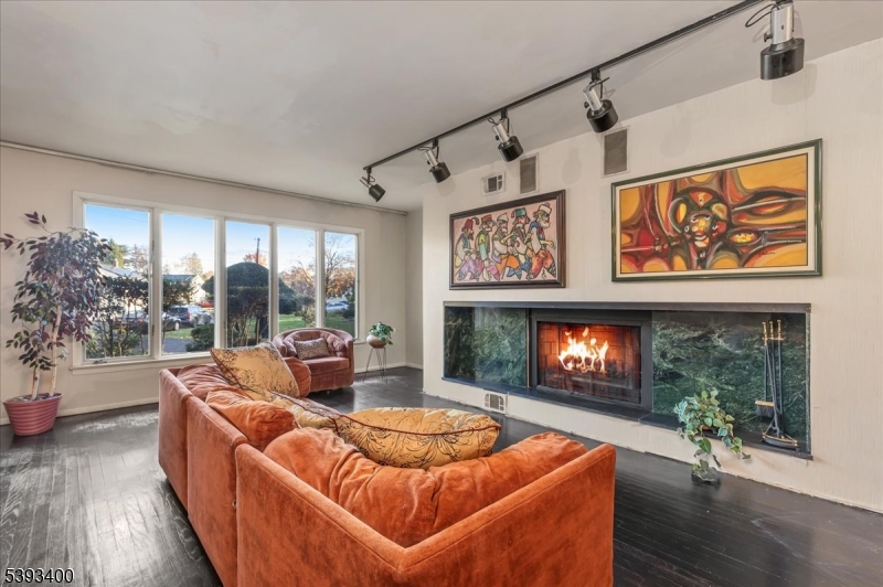 Plainfield City, NJ 07060,1066 Allenwood Dr