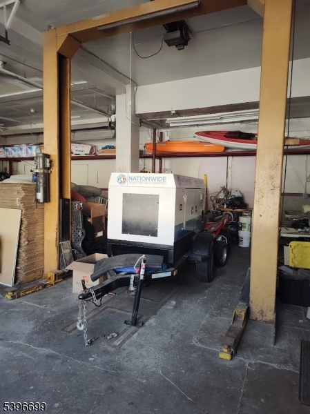 Phillipsburg Town, NJ 08865,812 S Main St