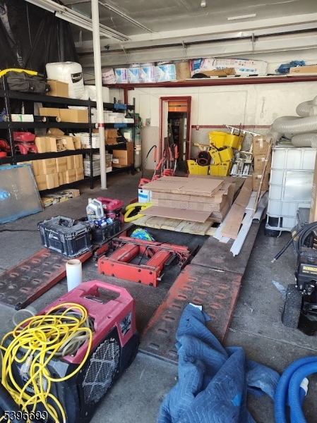 Phillipsburg Town, NJ 08865,812 S Main St