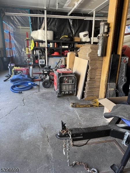 Phillipsburg Town, NJ 08865,812 S Main St