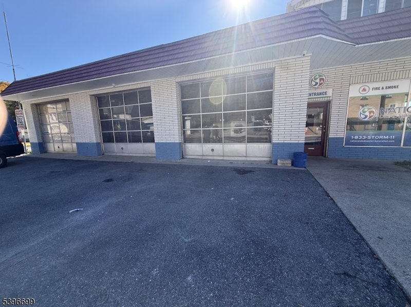 812 S Main St, Phillipsburg Town, NJ 08865
