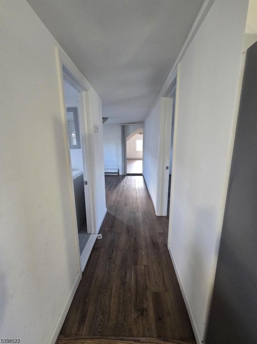 Elizabeth City, NJ 07206,115 Pine St #3