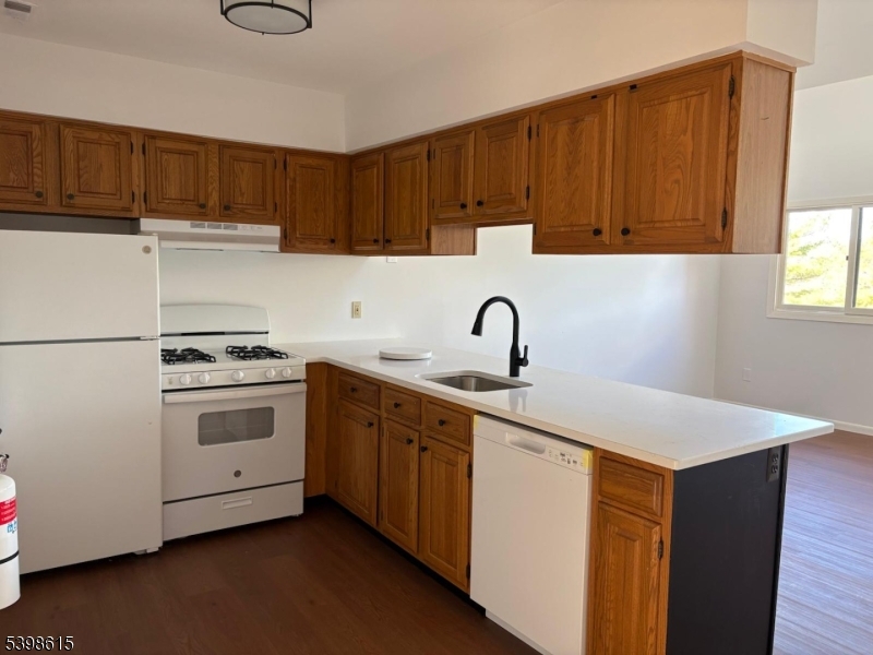 Vernon Twp., NJ 07462,8 Le Touquet #4