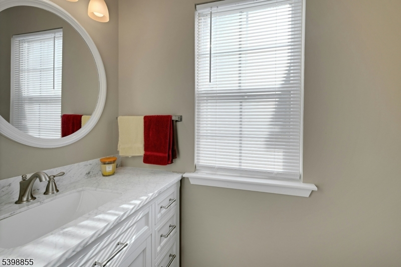 Allamuchy Twp., NJ 07840,10 Rushmore Ln