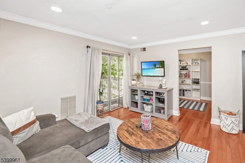 Mount Arlington Boro, NJ 07856,52 Brookside Ln