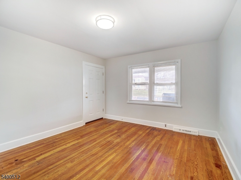 Bridgewater Twp., NJ 08807,574 E Main St