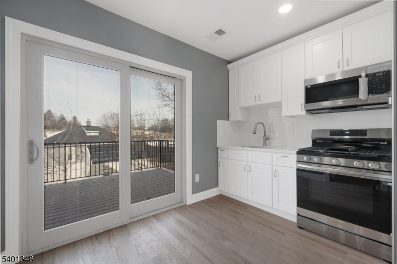 149 Florence Ave, Hawthorne Boro, NJ 07506