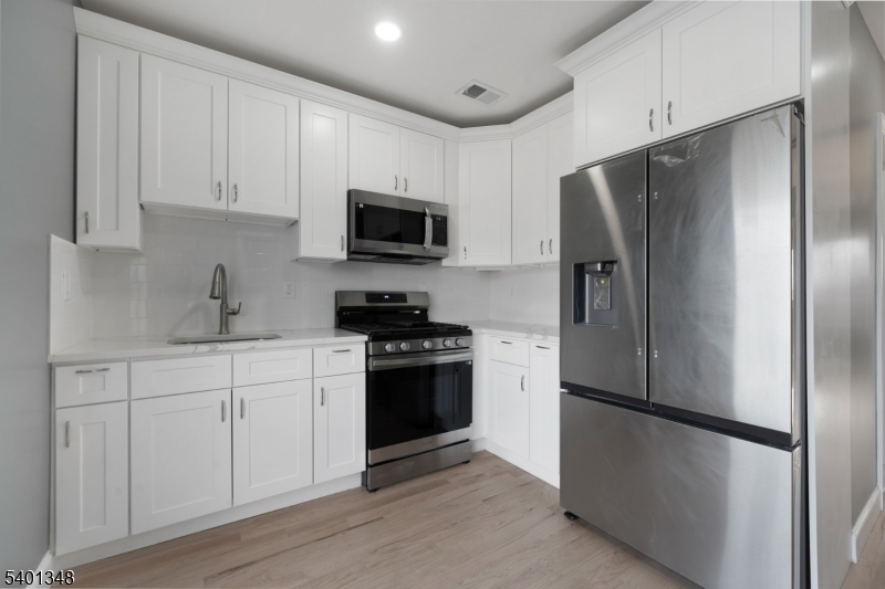 Hawthorne Boro, NJ 07506,149 Florence Ave