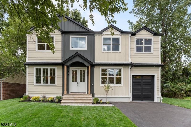 421 Ryeside Ave, New Milford Boro, NJ 07646