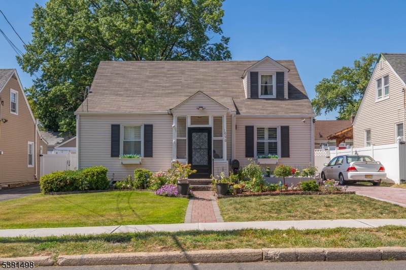 1090 Voorhees St, Hillside Twp., NJ 07205