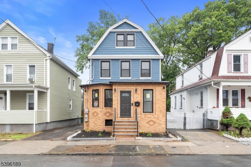 31 Cummings St, Irvington Twp., NJ 07111