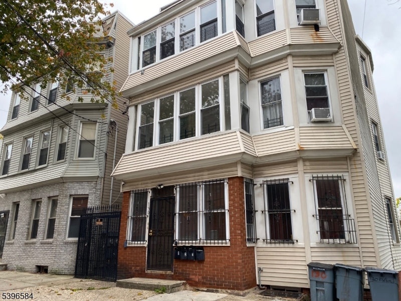 130 Milford Ave #1, Newark City, NJ 07108