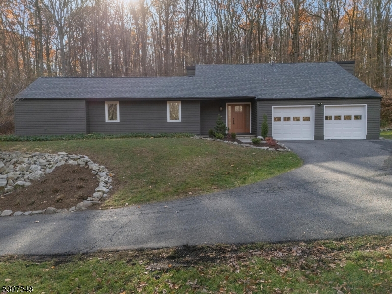 319 Sweet Hollow Rd, Holland Twp., NJ 08848