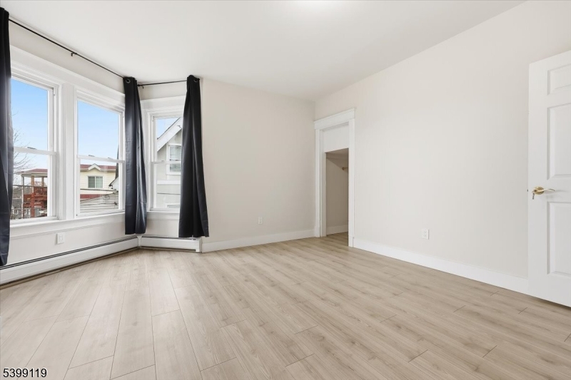 Montclair Twp., NJ 07042,162 Walnut St