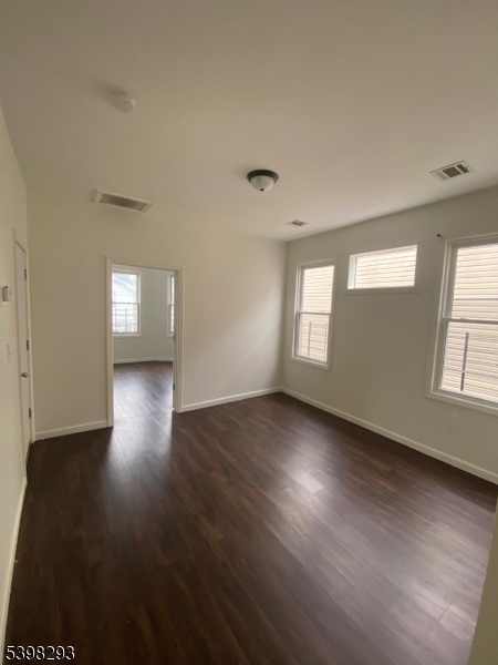 Irvington Twp., NJ 07111,256 21St St