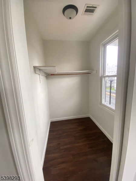 Irvington Twp., NJ 07111,256 21St St