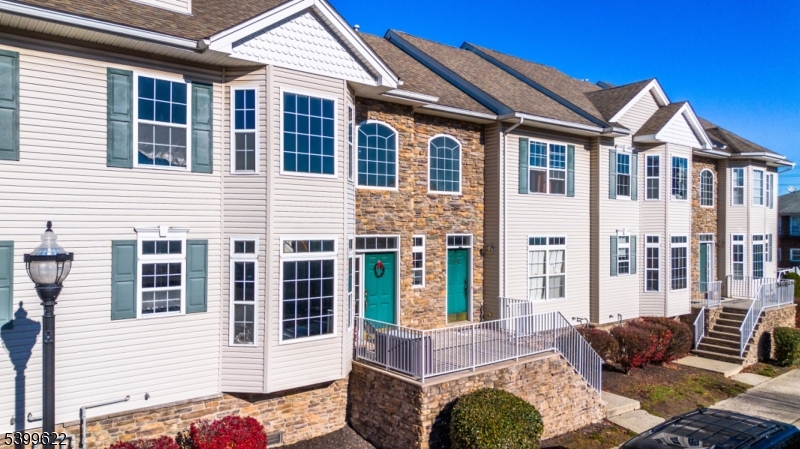 484 Hancock St, Rahway City, NJ 07065