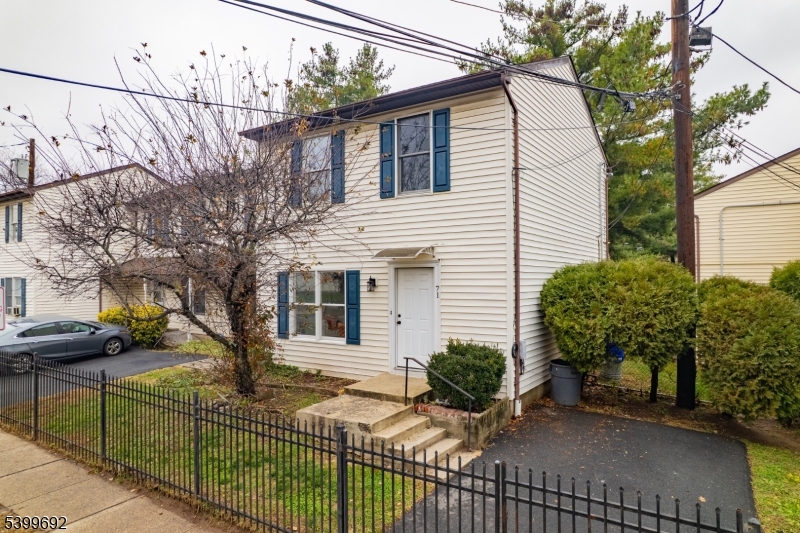 Newark City, NJ 07103,71 16th Ave