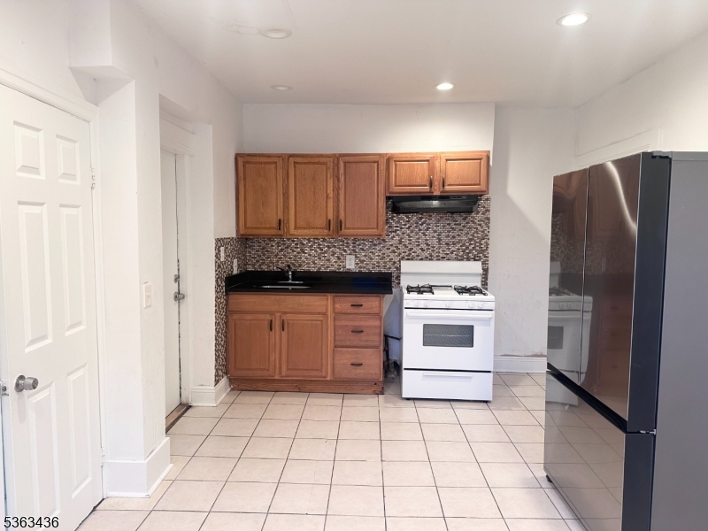 Dover Town, NJ 07801,58-60 Prospect St