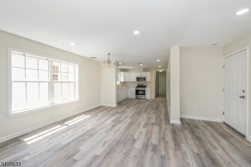 Paterson City, NJ 07522,167 N 5Th St