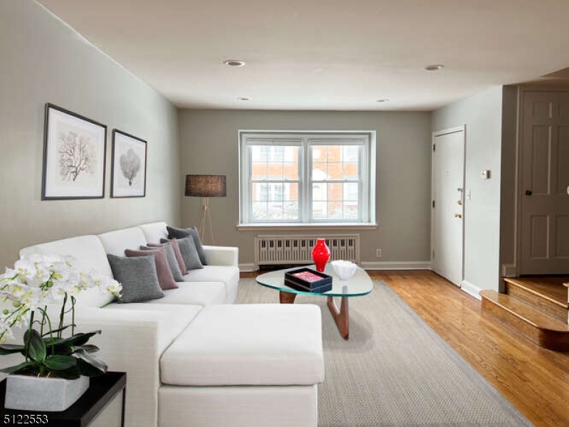 Summit City, NJ 07901,15 Norwood Ave B2 #B2