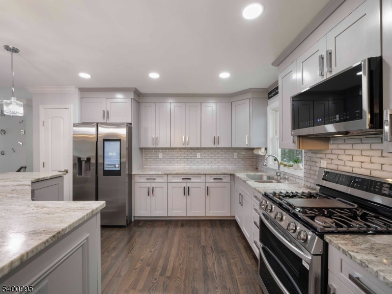 Jefferson Twp., NJ 07849,16 Prospect Point Rd