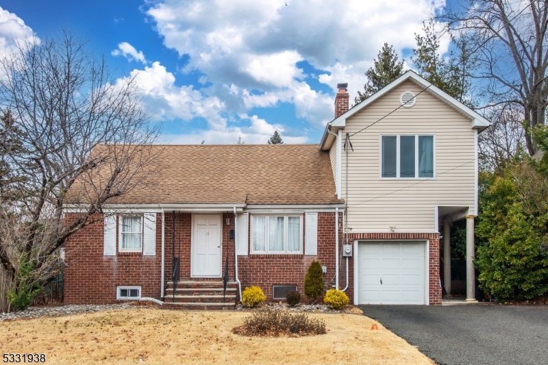 35 Taggart Way Saddle Brook Twp. 07663-4419