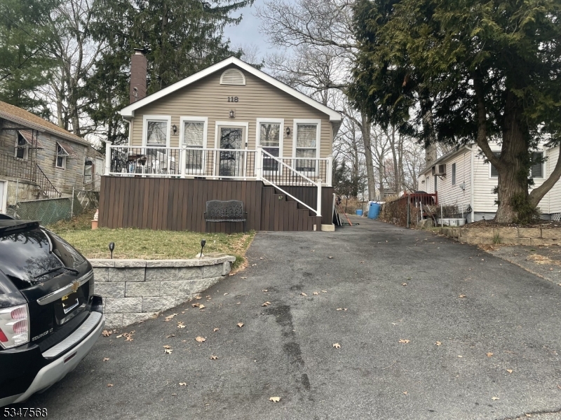 118 Bucknell Trl Hopatcong Boro 07843-1716
