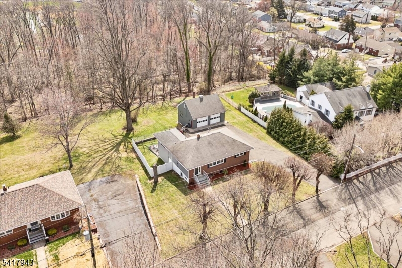 245 Barnert Ave Totowa Boro 07512-2135