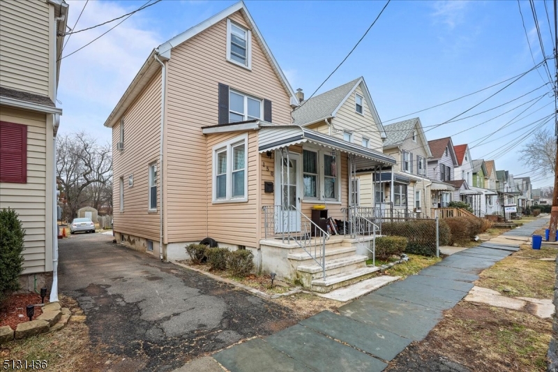 150 Jerome Pl , Bloomfield Twp., NJ 070034916 Prominent Properties