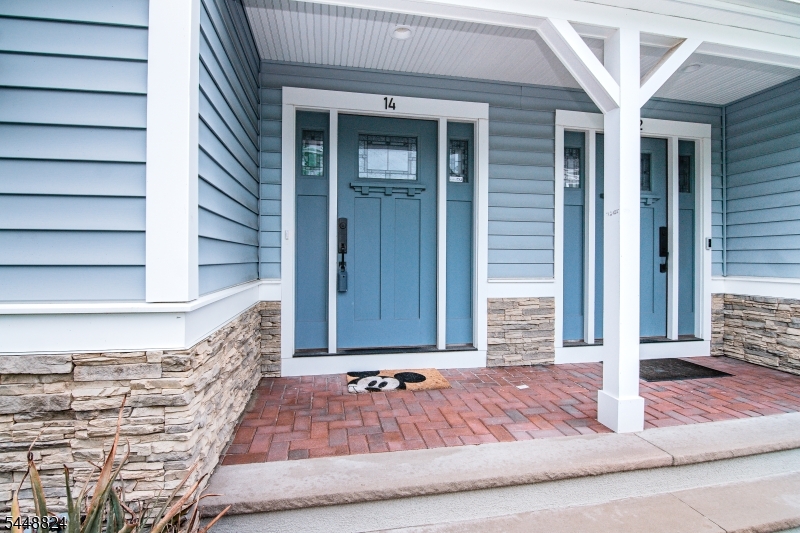 Welcome to this beautifully maintained 2017 townhome in Berkeley Heights. A covered front entry and charming brick walkway provide attractive curb appeal and lead into this well-maintained home.