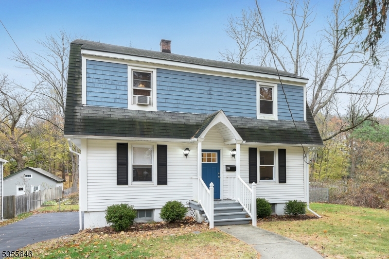 Just a few short blocks to historic downtown Morristown, schools and shopping. Note: All photos are from a prior listing. Tenant currently living in the home.