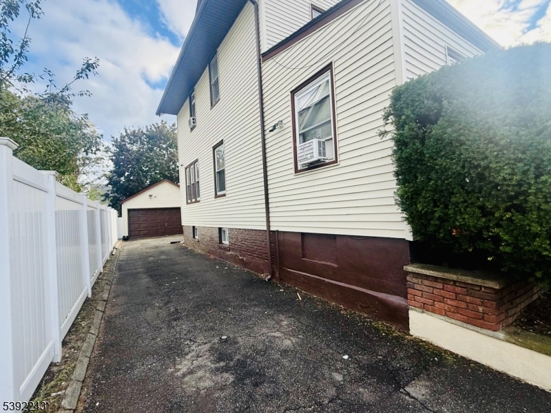 driveway and 2 car garage