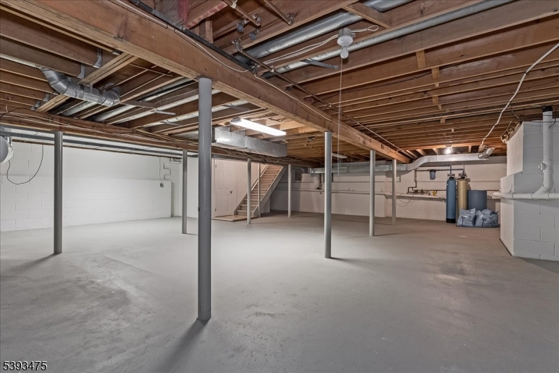 Full Basement