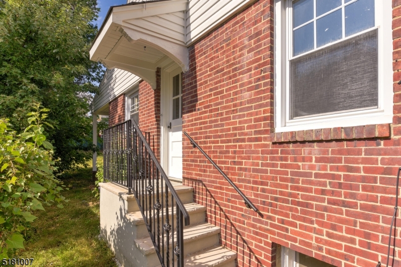 Side Entrance Gives direct access to kitchen