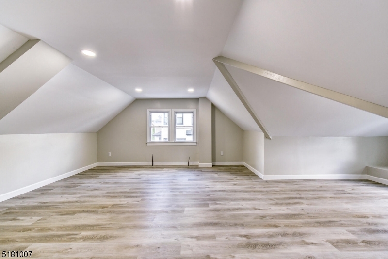Bedroom 3 Recessed Lighting Laminate Flooring
