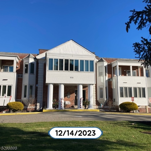 Pompton Plains CENTURY 21 Crest Real Estate