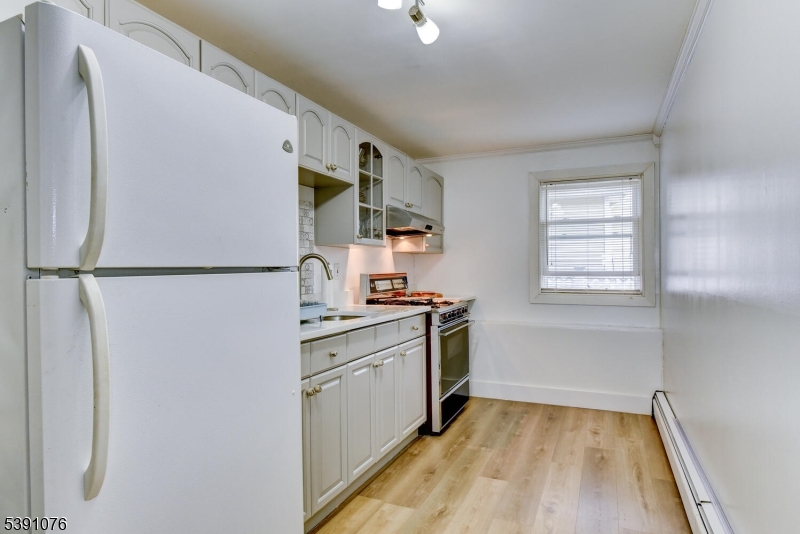 Ground Foor Kitchenette
