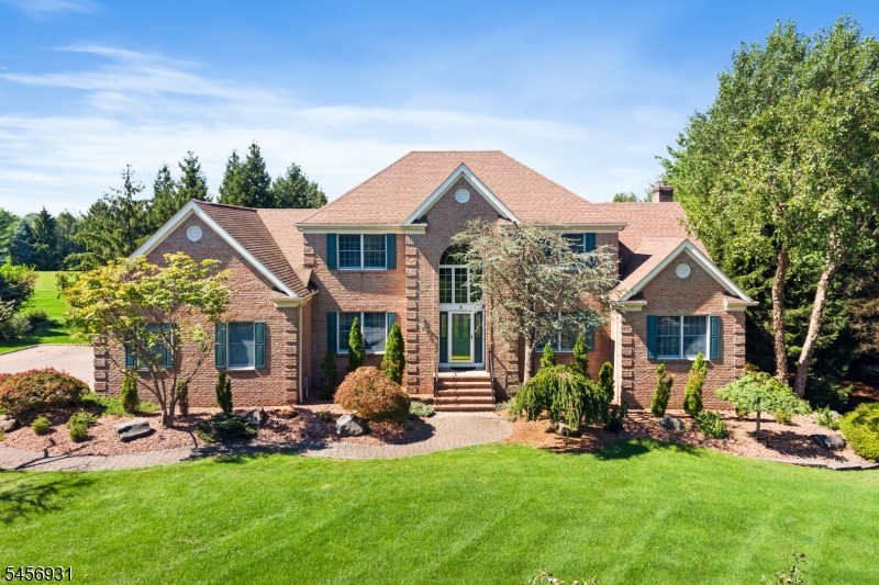 STATELY BRICK FRONT