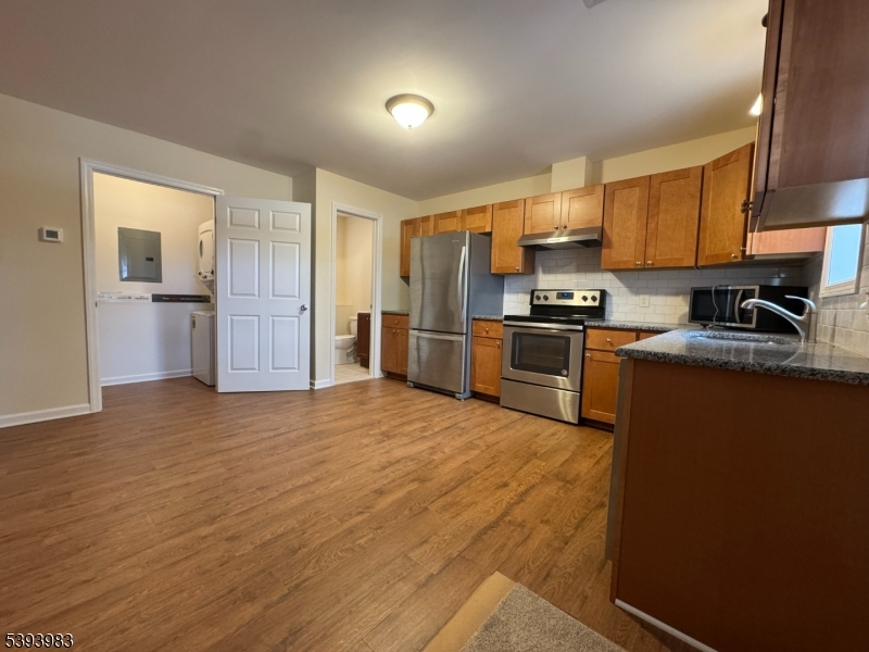 Living Room & Kitchen