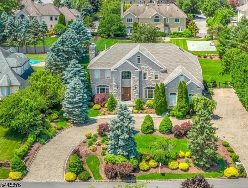 Front 15 Michelle Way