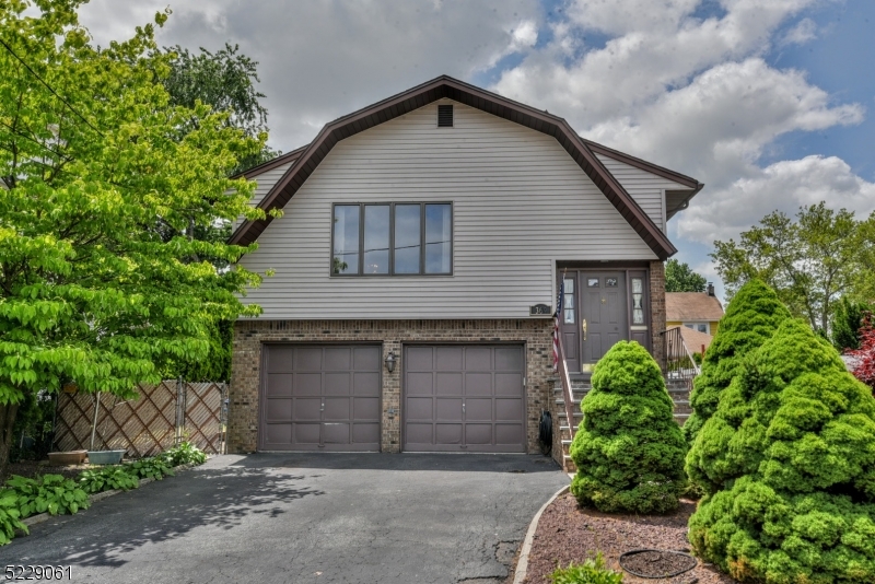 Homes for Sale in Hackensack City CENTURY 21 Crest Real Estate